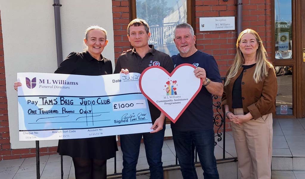 ML Williams Funeral Directors awarded £1,000 to Tams Brig Judo Club.